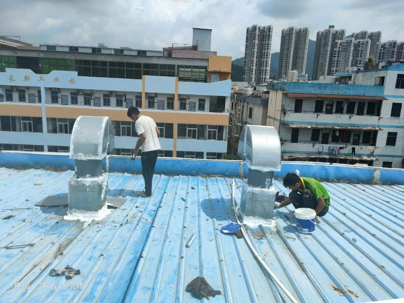 莱州钢结构屋面涂料维修方法